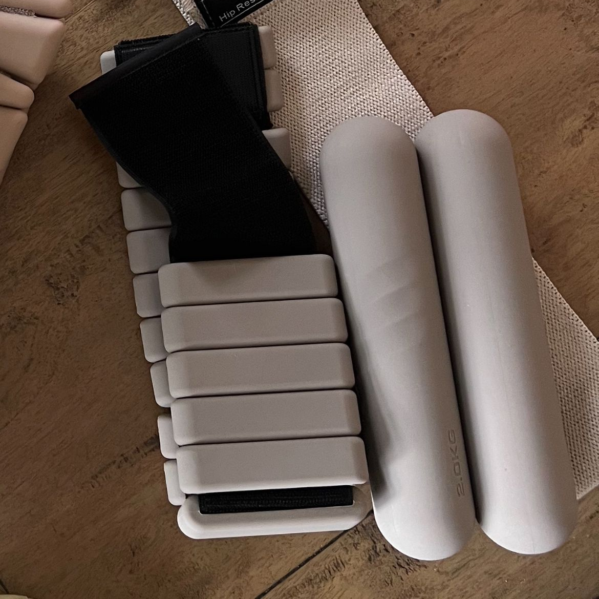 Wholesale Custom Fitness Rubber Silicone Dumbbell Hand Weight bar for Home Gym Dumbbells Set Barbell Dumbells